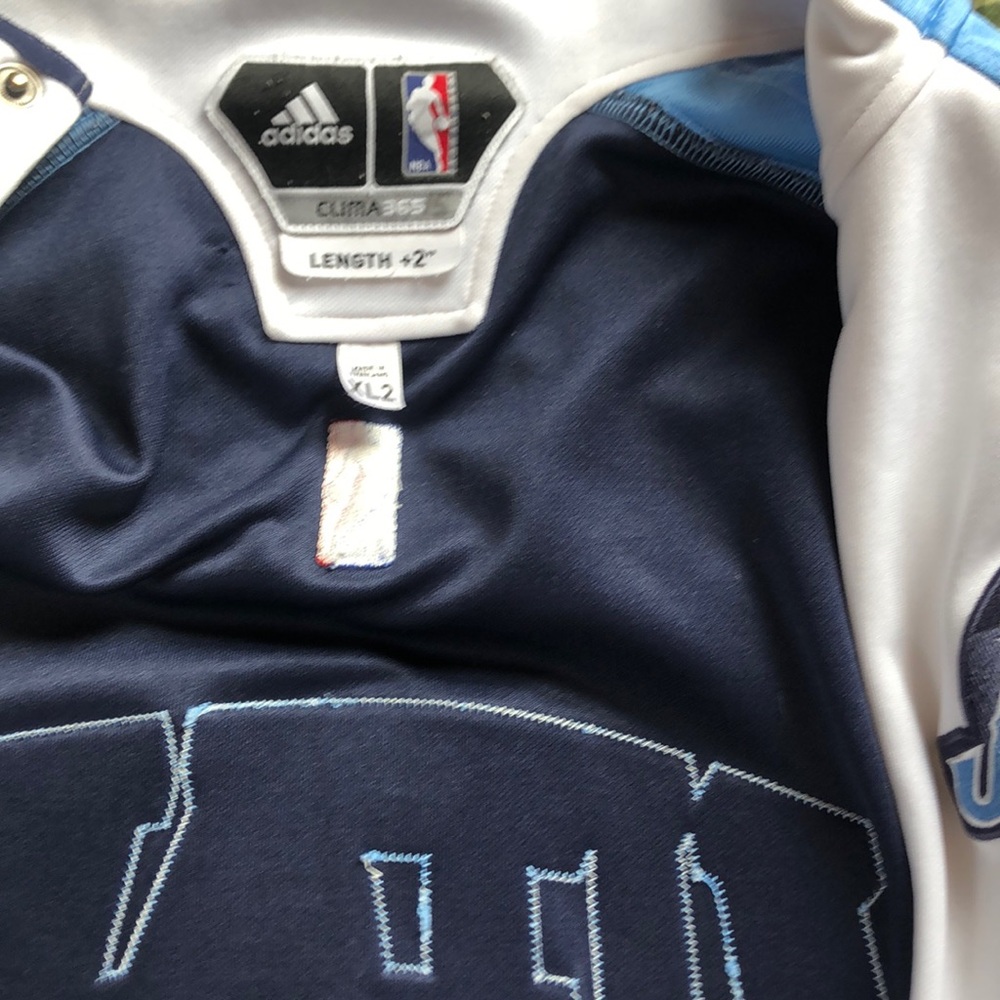 Utah Jazz jacket worn by nba player